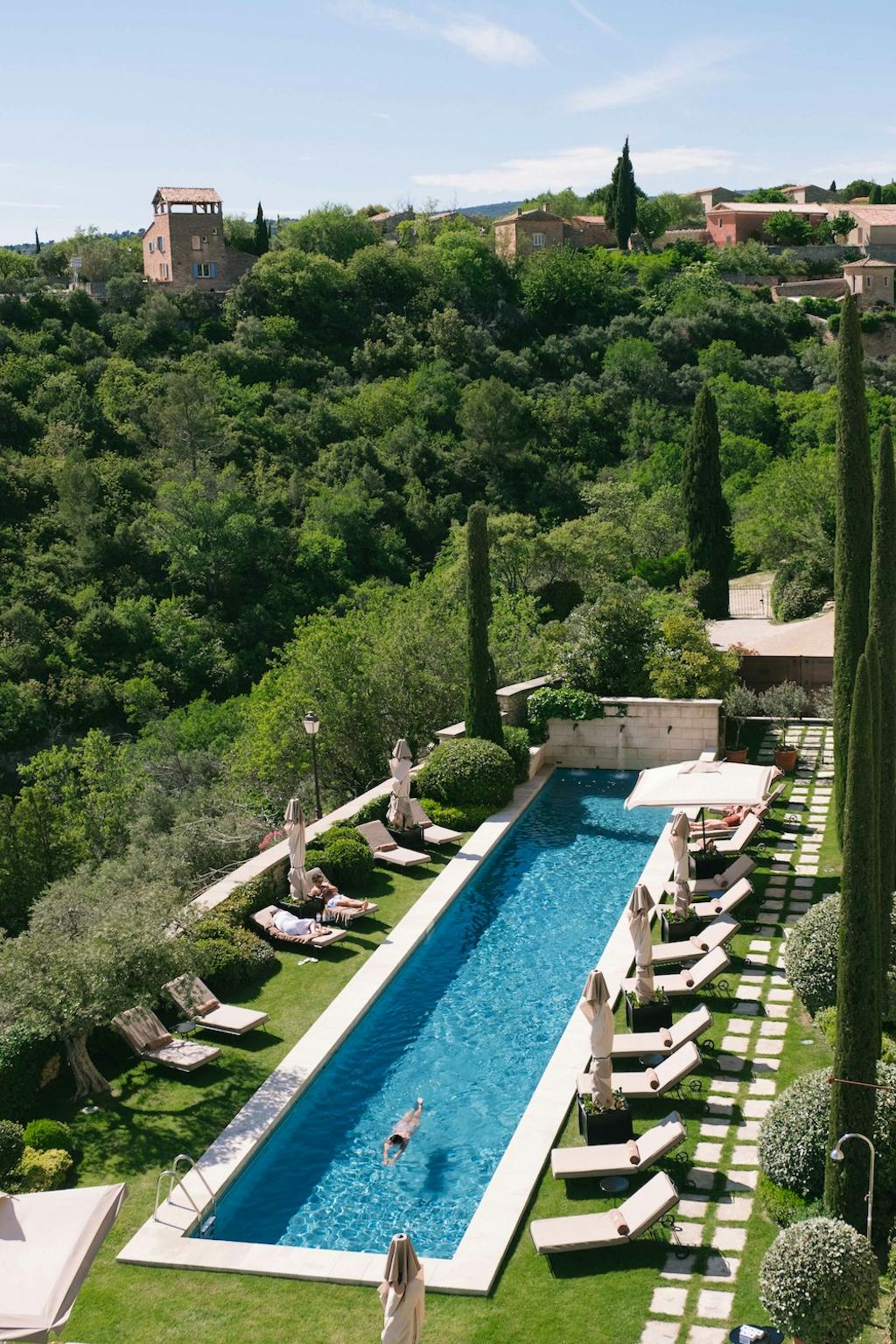 Piscine de Pampelonne, hôtel La Bastide, Airelles Gordes 