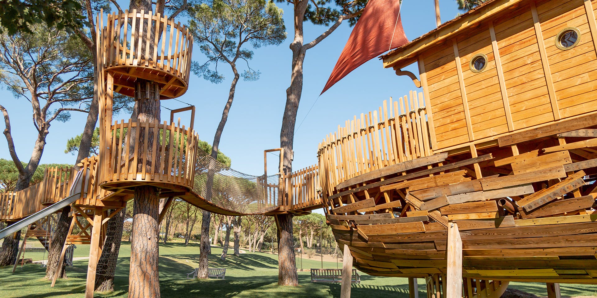 Airelles summer camp, kids club Chateau de La Messardiere