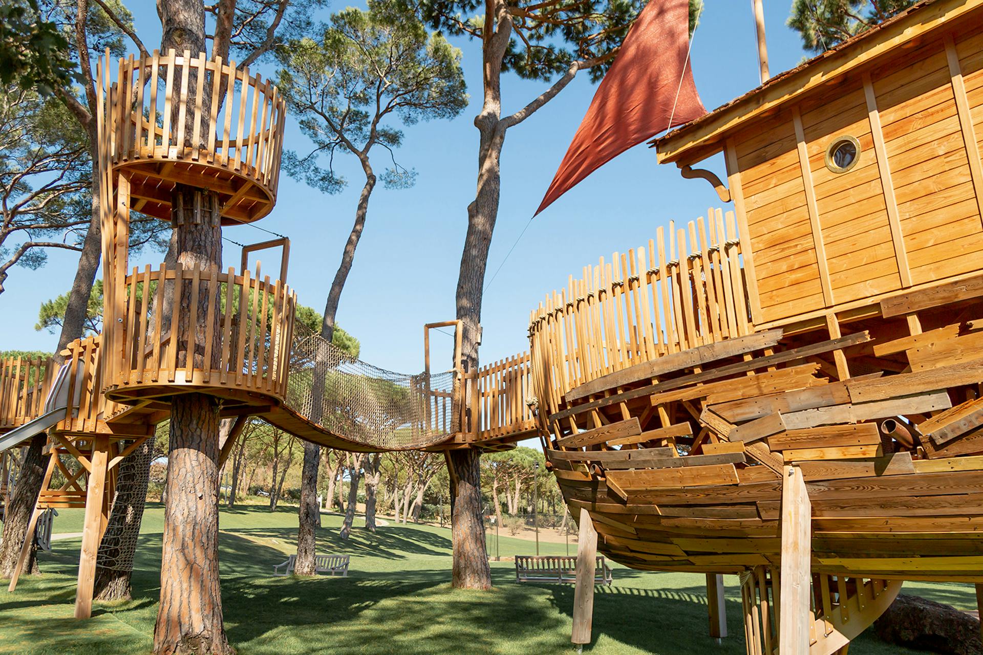 Airelles summer camp, kids club Chateau de La Messardiere