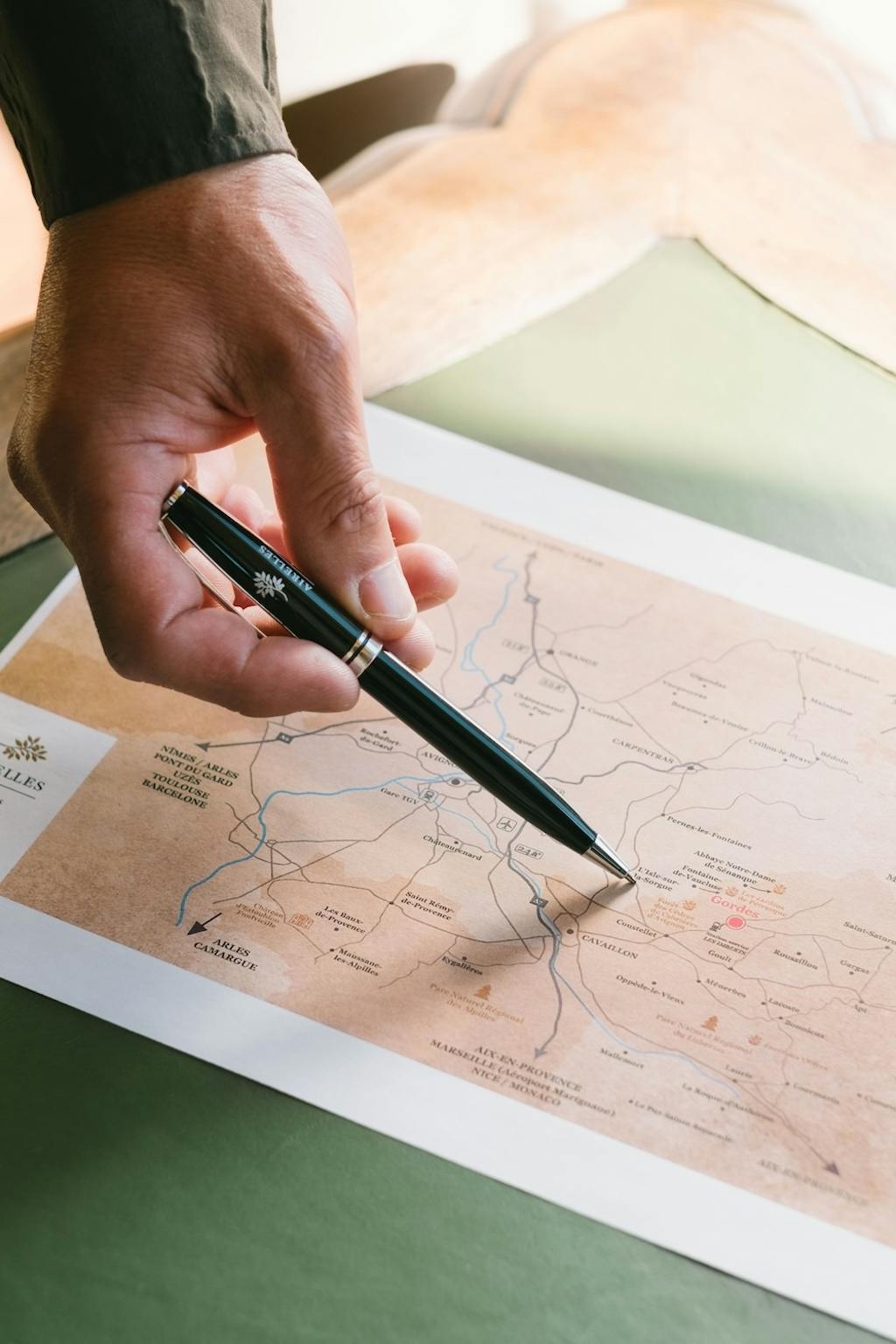 Assistance conciergerie, hotel de luxe Airelles Gordes, La Bastide