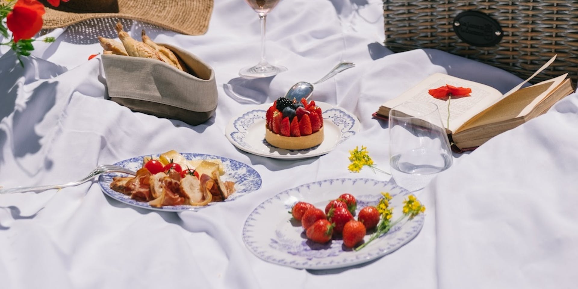 Expérience pique nique Luberon, hotel de luxe Airelles Gordes, La Bastide