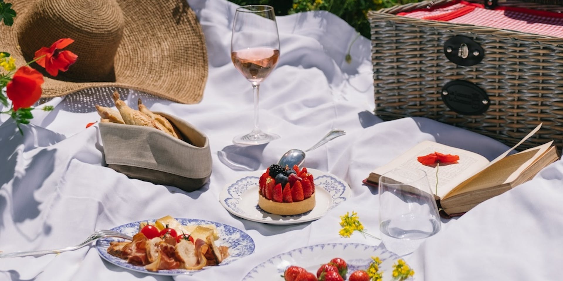 Expérience pique nique Luberon, hotel de luxe Airelles Gordes, La Bastide