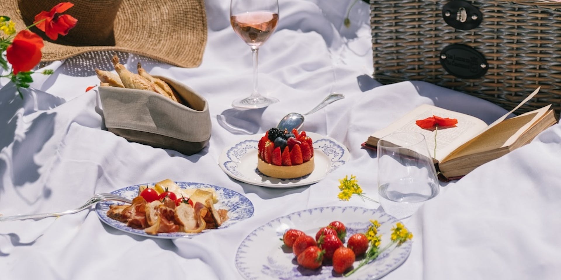 Expérience pique nique Luberon, hotel de luxe Airelles Gordes, La Bastide