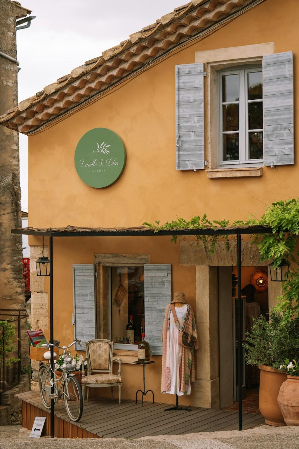 Boutique Vanille & Lilas, hotel de luxe Airelles Gordes, La Bastide