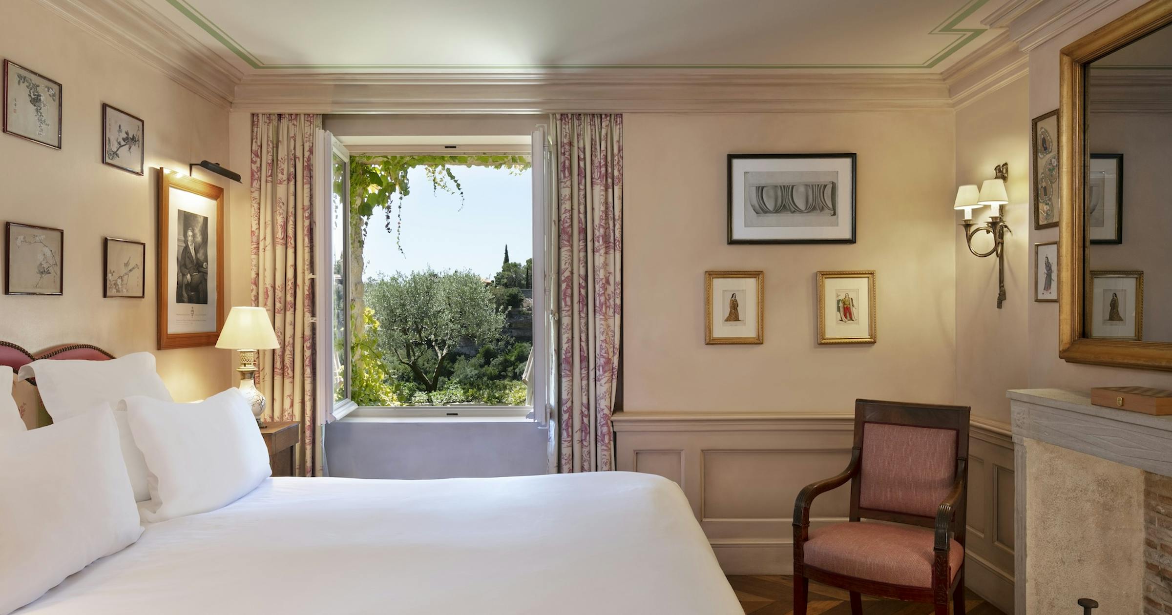 Chambre Deluxe vue Vallée, Airelles Gordes La Bastide