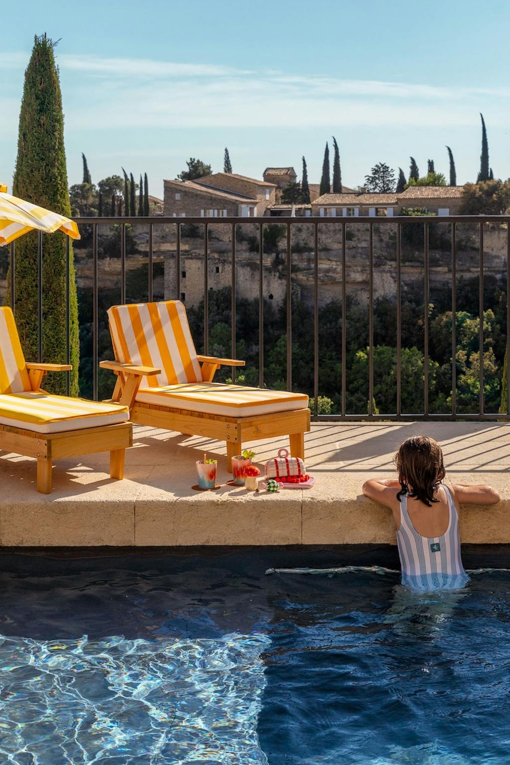 La Bastide de Gordes - Piscine kids club