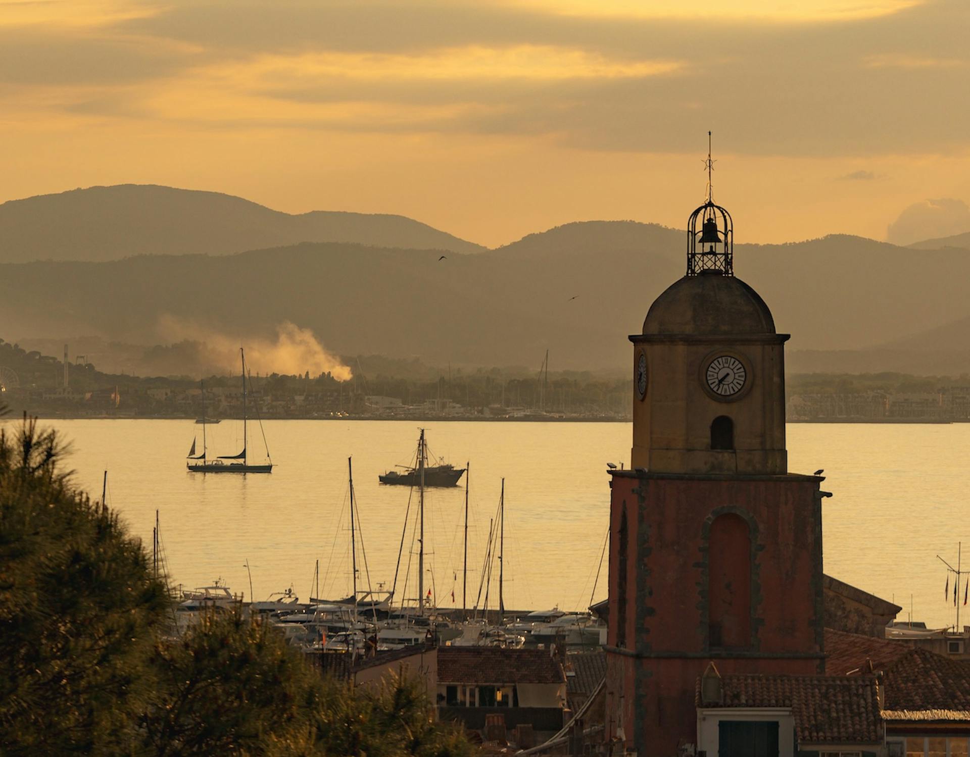 Pan Deï Palais - Carte blanche ©Maxime Moreno - Les Voiles de Saint-Tropez